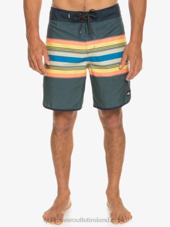 Men Quiksilver Everyday Scallop 19 Boardshorts N02TD768 navy blazer