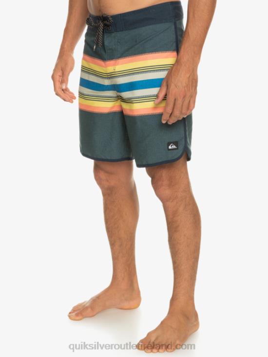 Men Quiksilver Everyday Scallop 19 Boardshorts N02TD768 navy blazer