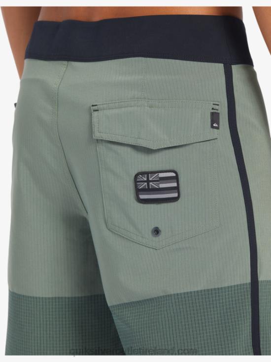 Men Quiksilver Highlite Scallop 19 Boardshorts N02TD30 thyme