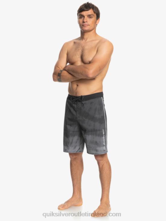 Men Quiksilver SurfSilk Massive 20 Boardshorts N02TD1593 black