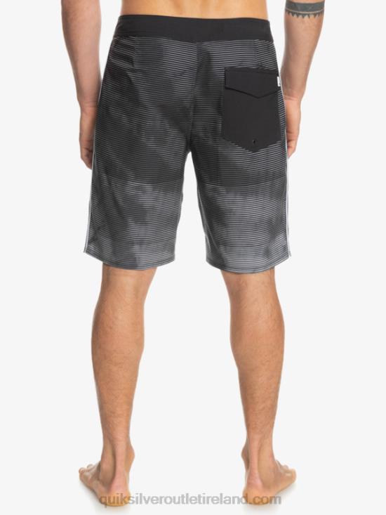 Men Quiksilver SurfSilk Massive 20 Boardshorts N02TD1593 black