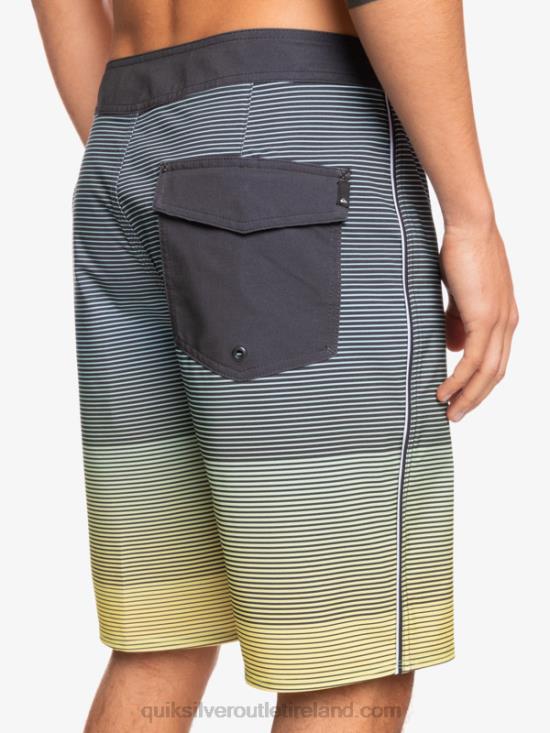 Men Quiksilver SurfSilk Massive 20 Boardshorts N02TD1600 tarmac