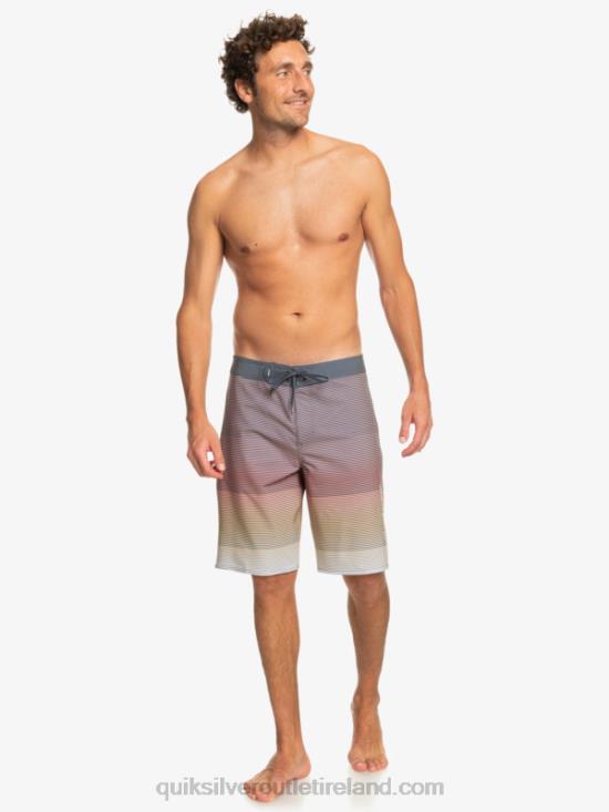 Men Quiksilver Surfsilk Massive 20 Boardshorts N02TD334 wheat