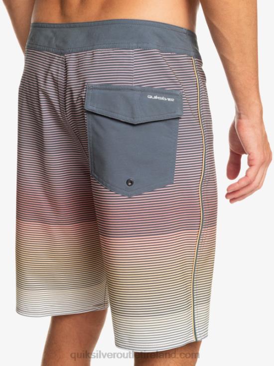 Men Quiksilver Surfsilk Massive 20 Boardshorts N02TD334 wheat