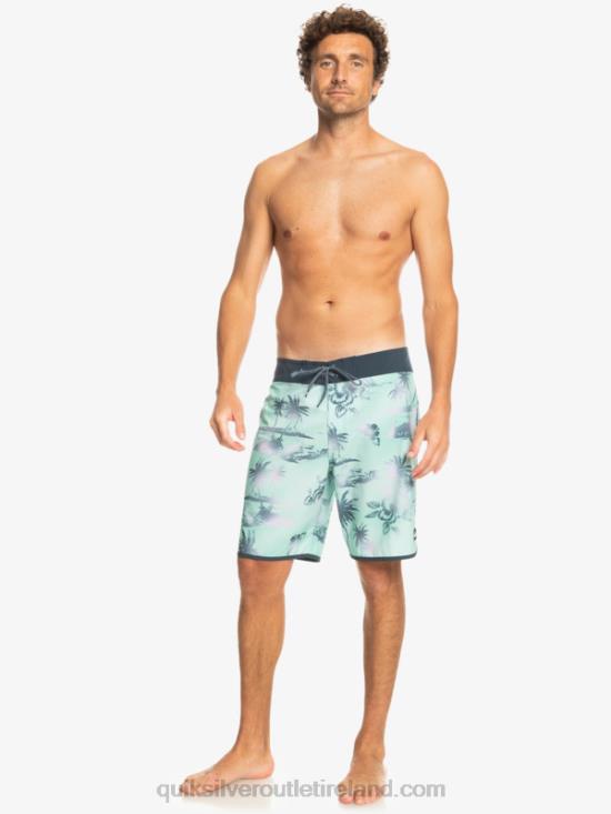 Men Quiksilver Surfsilk Scallop 19 Boardshorts N02TD222 beach glass